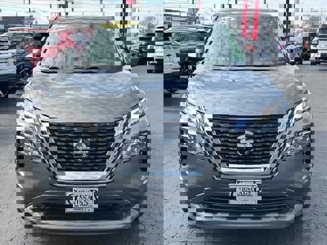 Used 2023 Nissan Rogue SV image 8