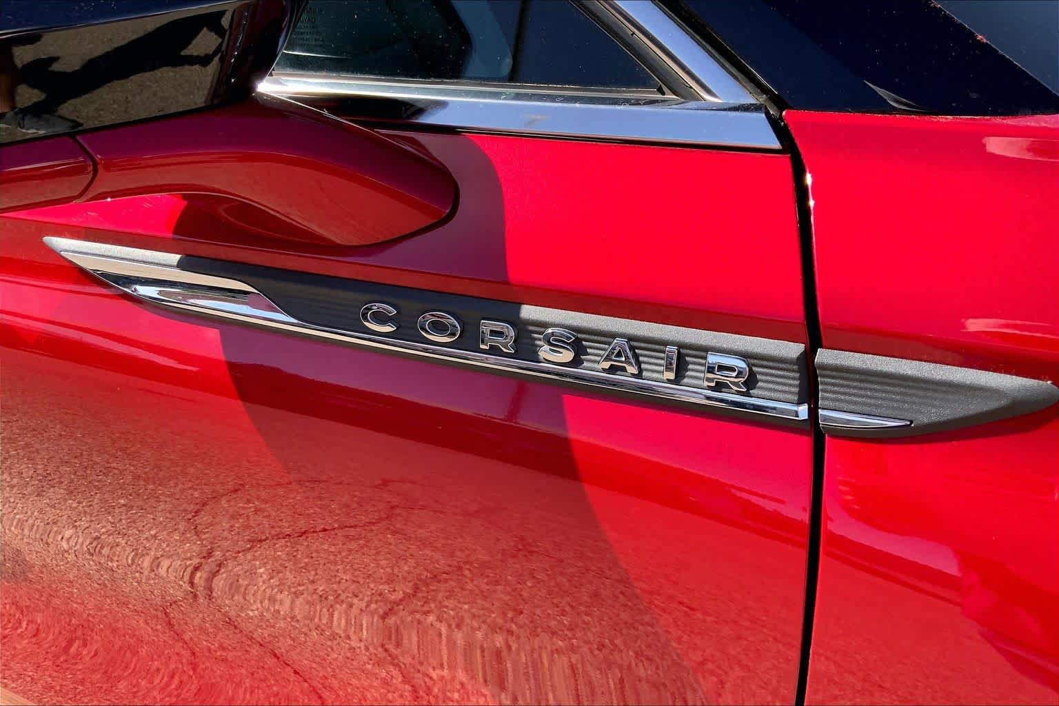 Certified 2022 Lincoln Corsair AWD w/ Equipment Group 101A image 10
