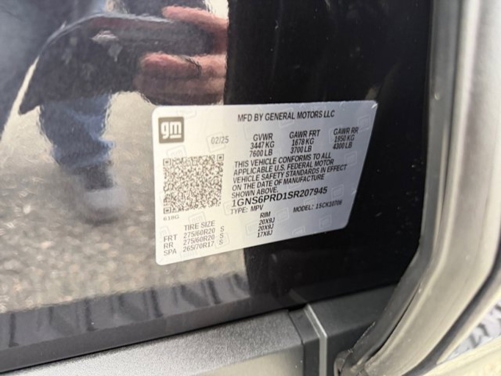 Used 2025 Chevrolet Tahoe Z71 w/ Comfort Package image 24