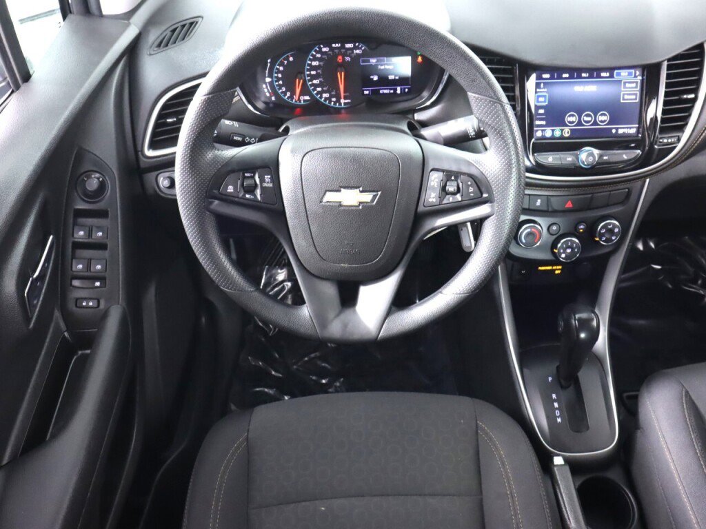 Used 2020 Chevrolet Trax LS w/ Tint and Cruise Package FWD image 27