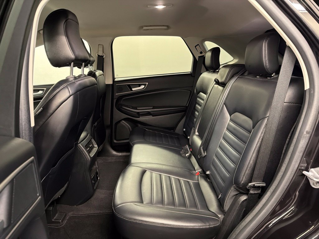 Certified 2024 Ford Edge SEL w/ Convenience Package AWD/4WD image 32