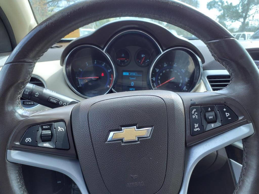 Used 2014 Chevrolet Cruze LTZ FWD image 18
