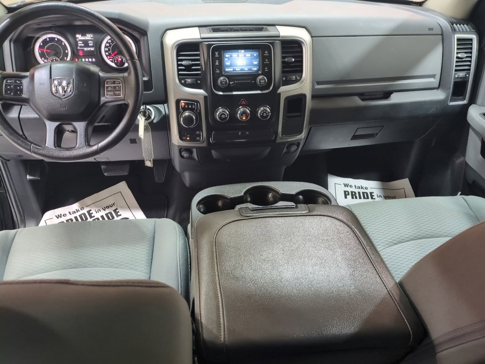 Used 2017 RAM 1500 Classic SLT AWD/4WD image 14