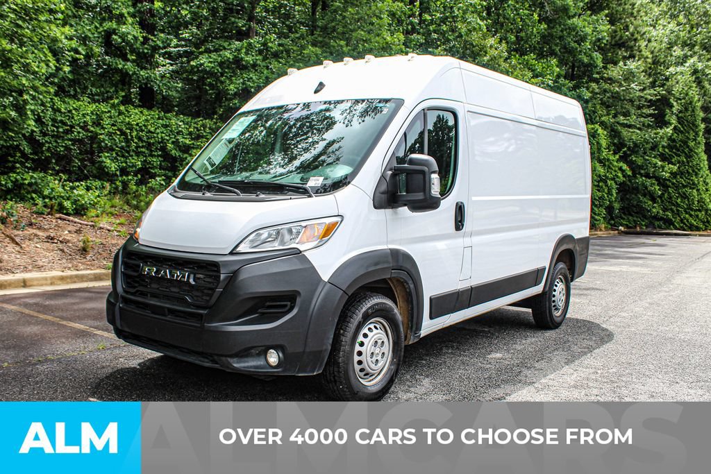 Used 2025 RAM ProMaster 2500 w/ Convenience Group FWD image 2