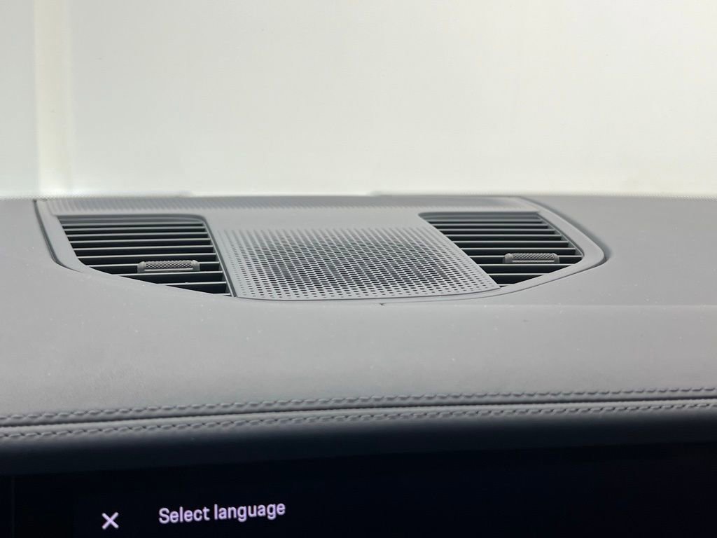 Used 2026 Porsche Panamera RWD image 12