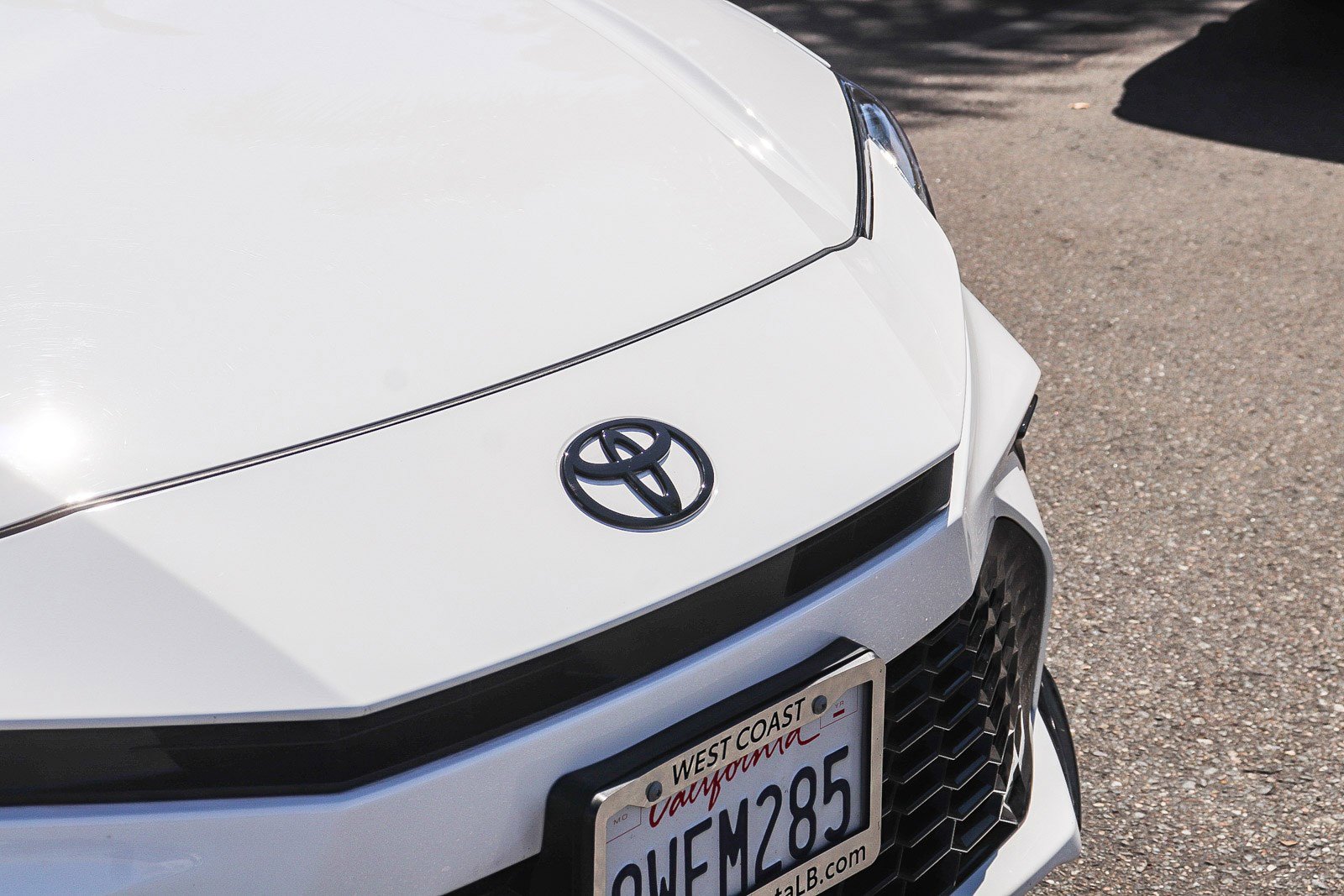 Used 2026 Toyota Camry Hybrid w/ Multimedia Upgrade Package image 6