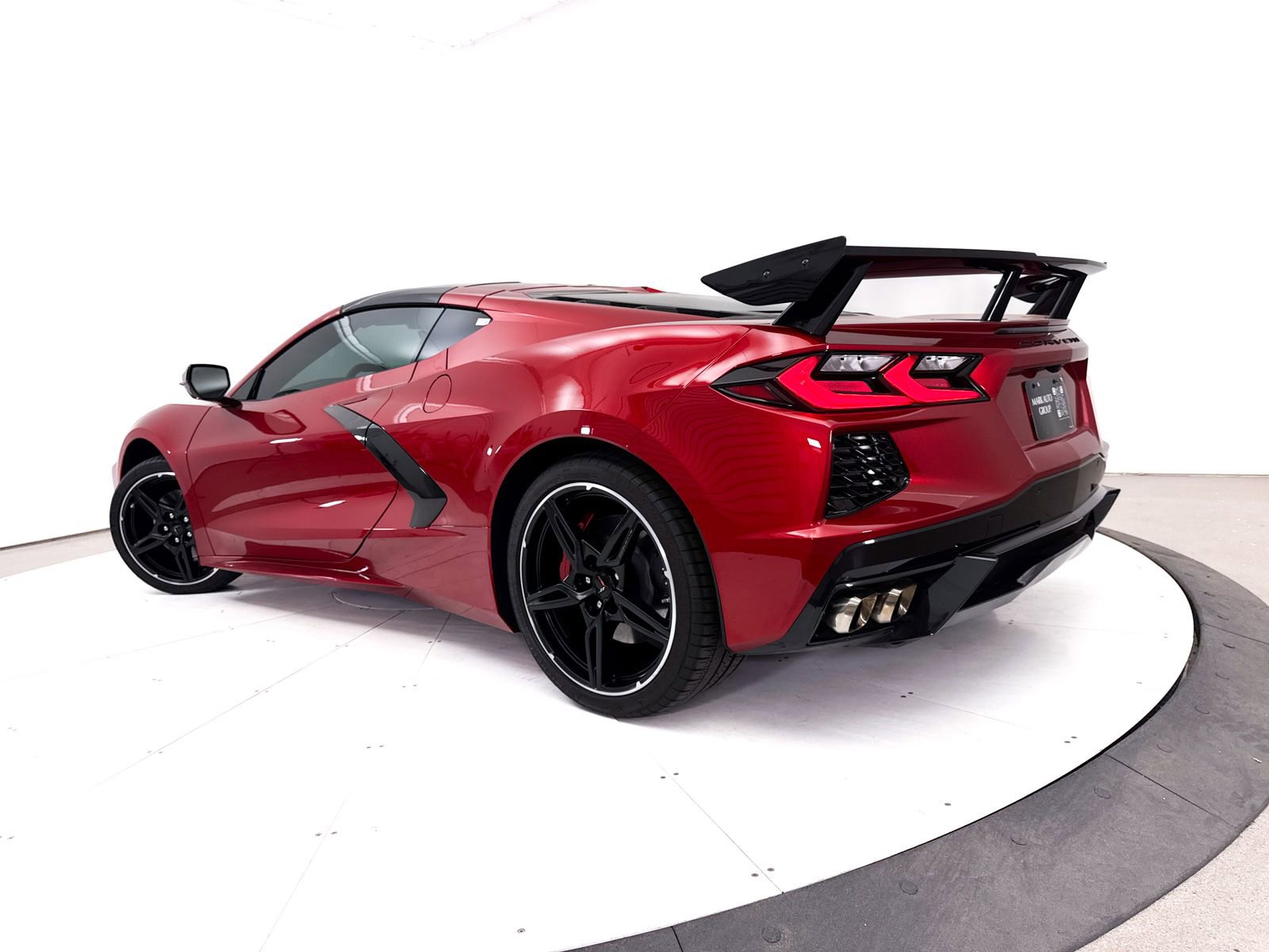 Used 2022 Chevrolet Corvette Stingray Preferred Cpe w/ 2LT RWD image 2