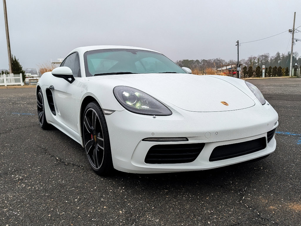 Used 2018 Porsche 718 Cayman S w/ Sport Chrono Package image 3