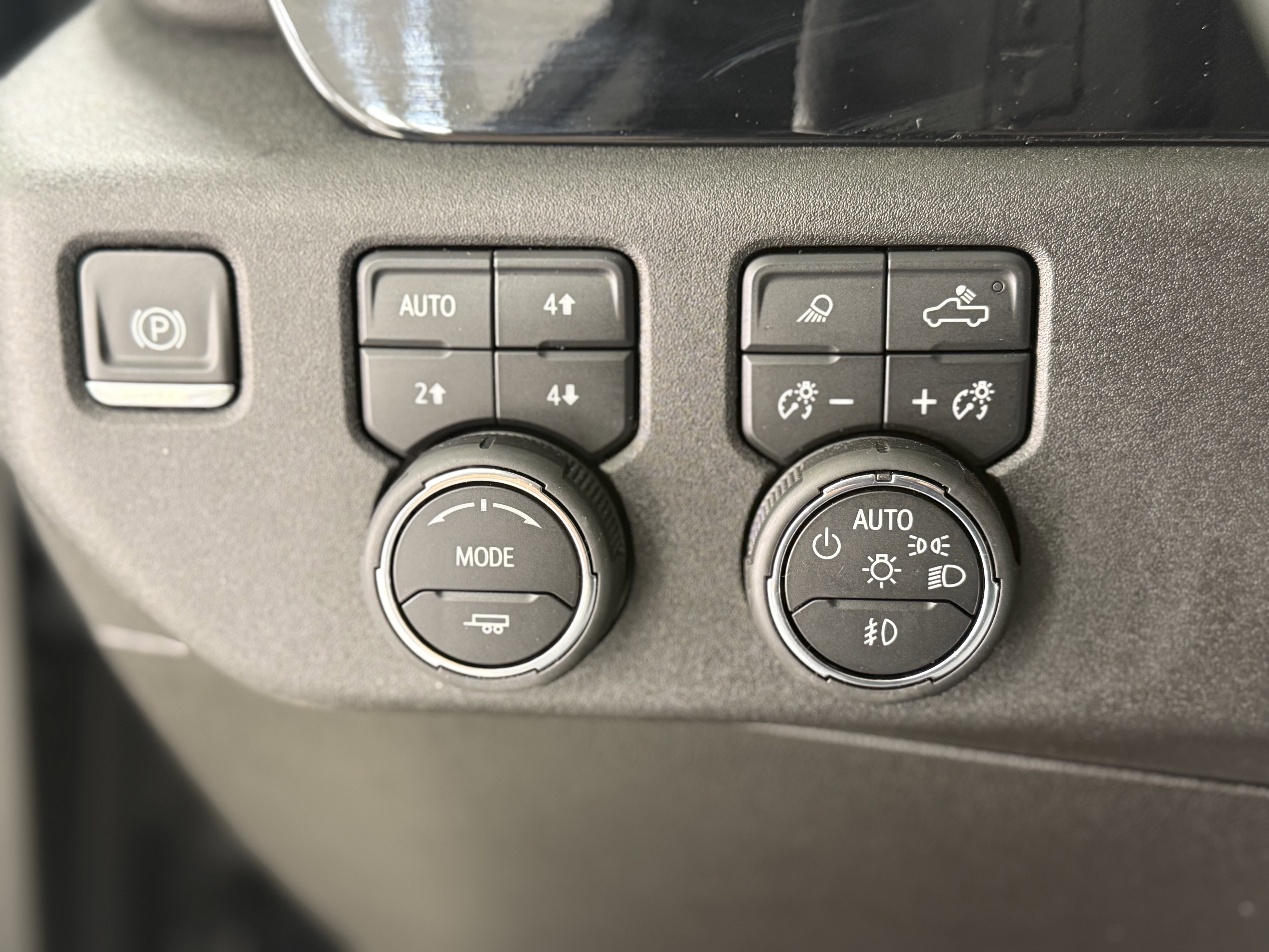 Certified 2023 Chevrolet Silverado 1500 RST w/ Convenience Package II image 23