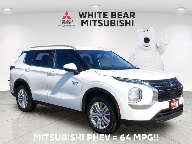 Used 2025 Mitsubishi Outlander ES