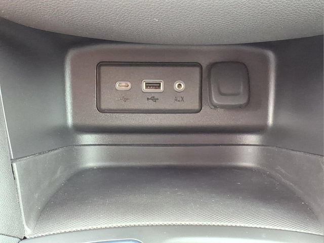 Used 2024 Chevrolet Equinox LT w/ LPO, Floor Liner Package FWD image 21