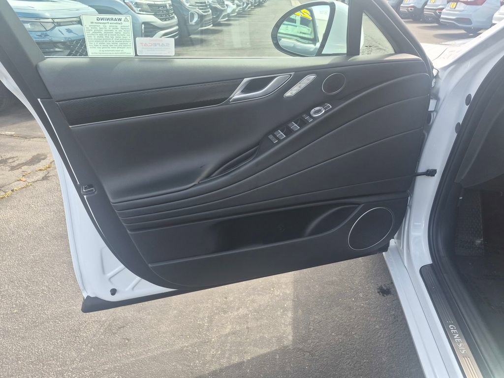 Used 2026 Genesis G80 2.5T image 9