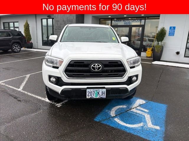 Used 2017 Toyota Tacoma SR5 w/ SR5 Appearance Package (SM) image 2