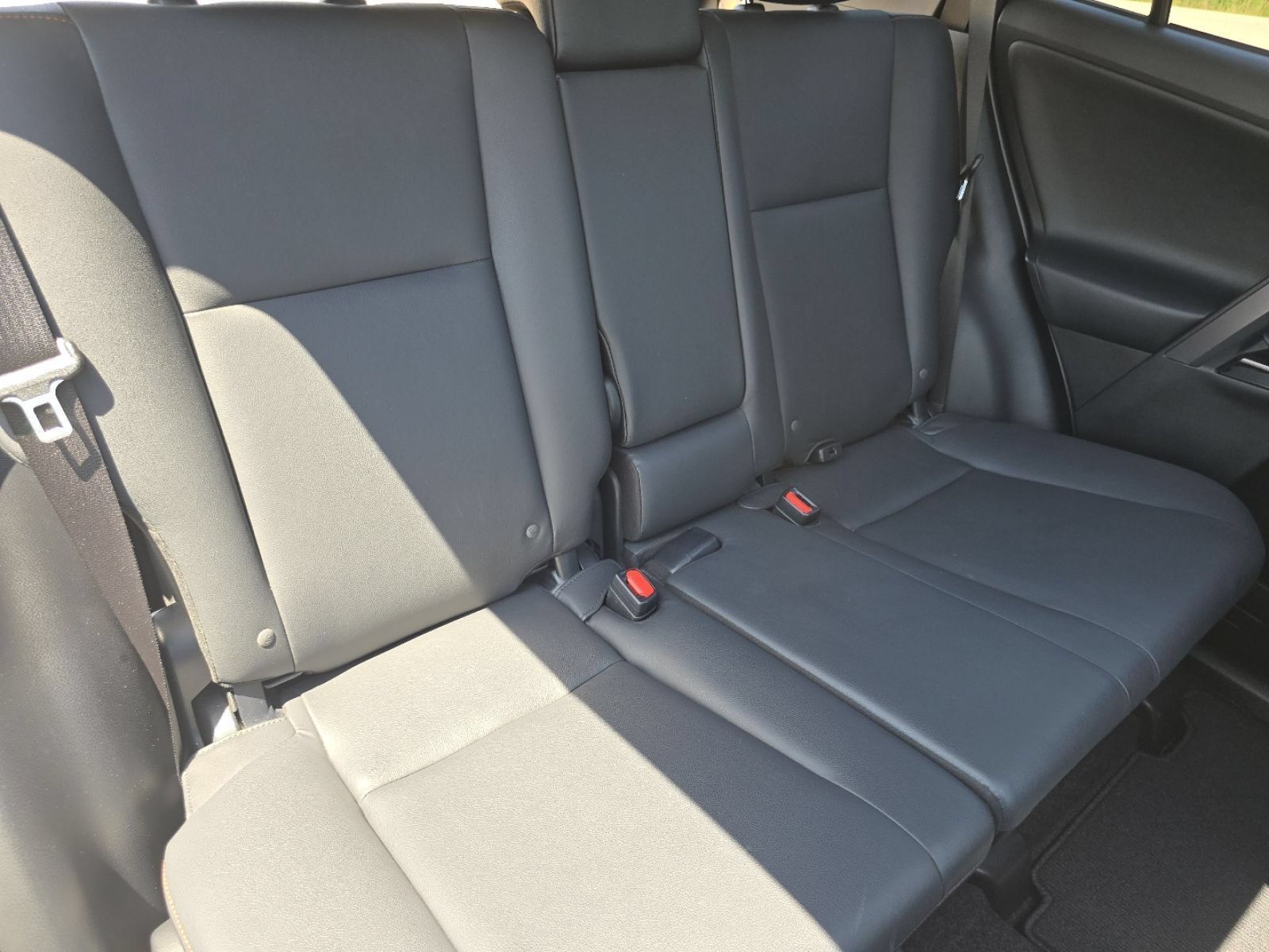 Used 2017 Toyota RAV4 SE w/ Power Extra Value Package AWD/4WD image 23