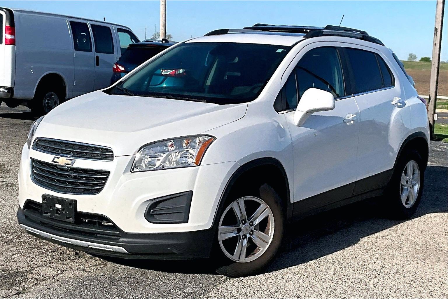 Used 2015 Chevrolet Trax LT w/ LT Sun and Sound Package AWD/4WD image 7