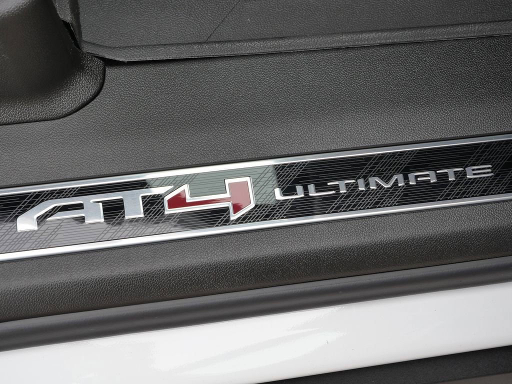 New 2026 GMC Yukon AT4 Ultimate AWD/4WD image 24
