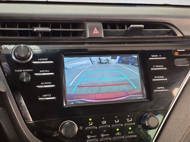 Used 2018 Toyota Camry LE FWD image 18