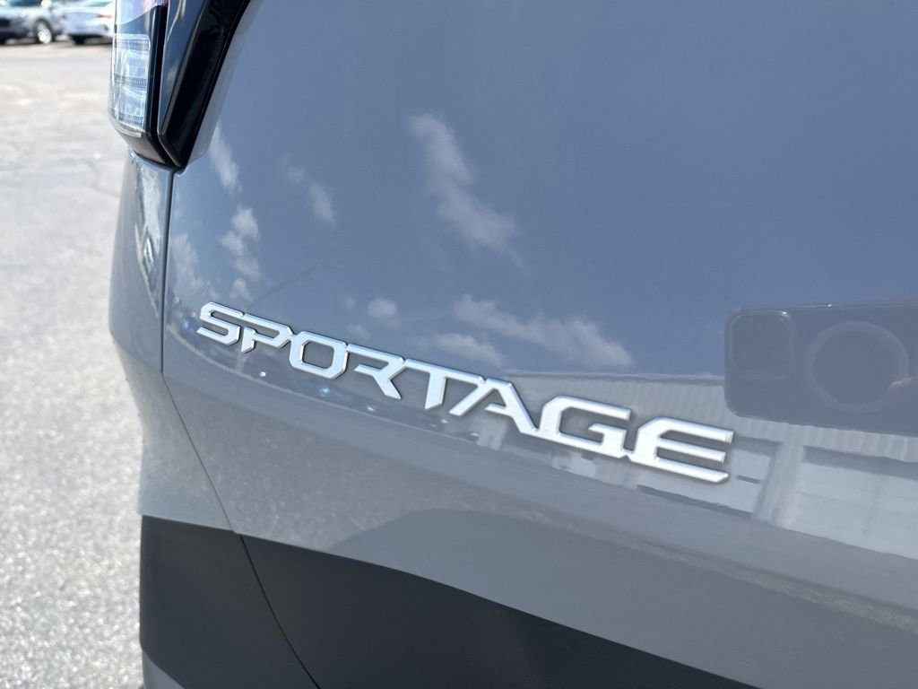 Used 2023 Kia Sportage X-Line AWD/4WD image 11