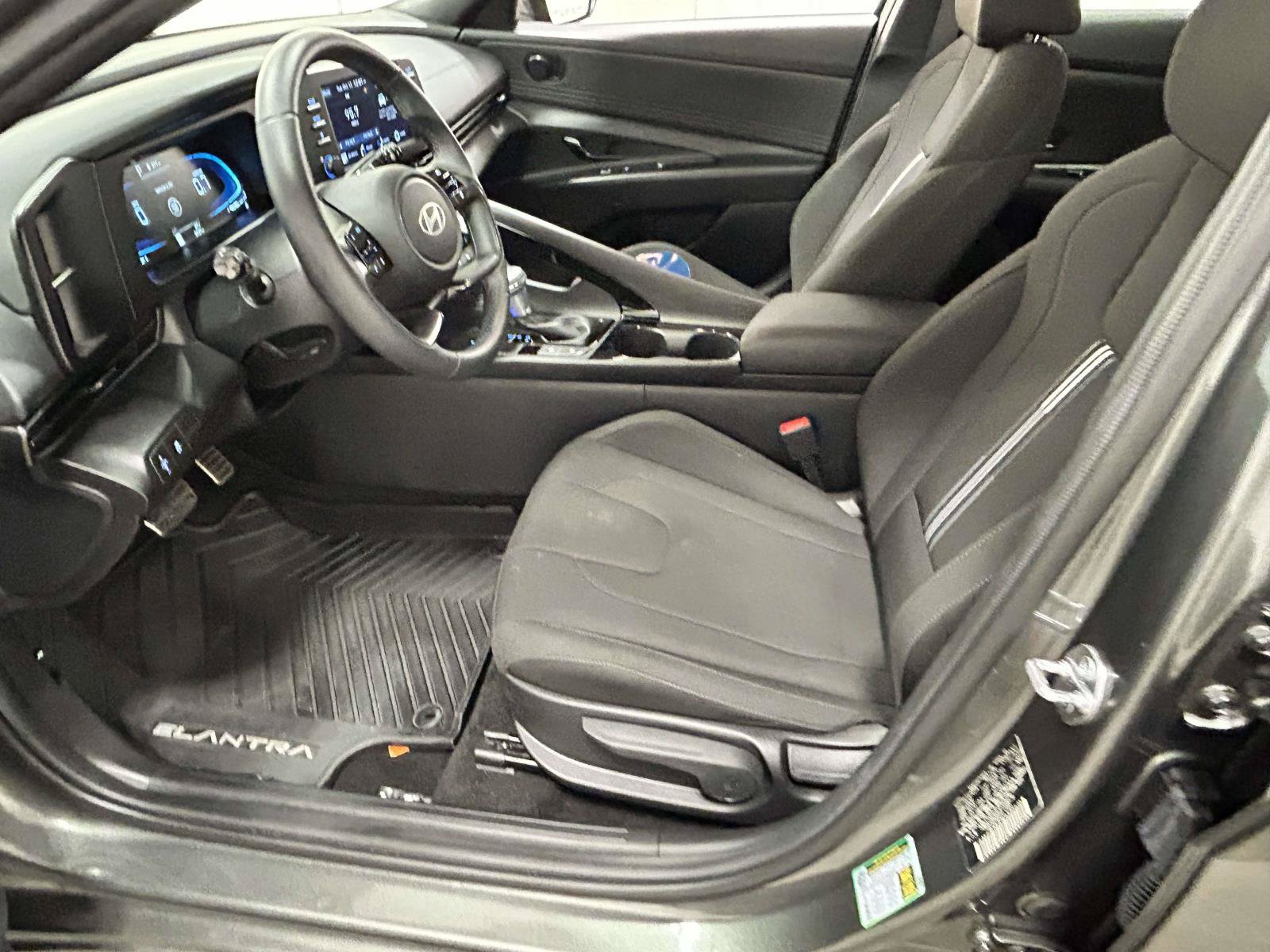 Certified 2026 Hyundai Elantra SEL Sport FWD image 11