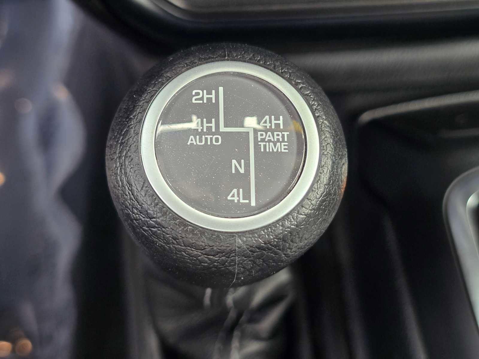 Used 2024 Jeep Wrangler Unlimited Sahara AWD/4WD image 33