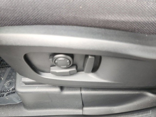 Used 2023 Land Rover Defender 110 X image 28