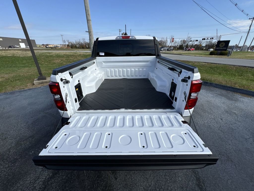 Used 2025 Ford Maverick Lariat image 23