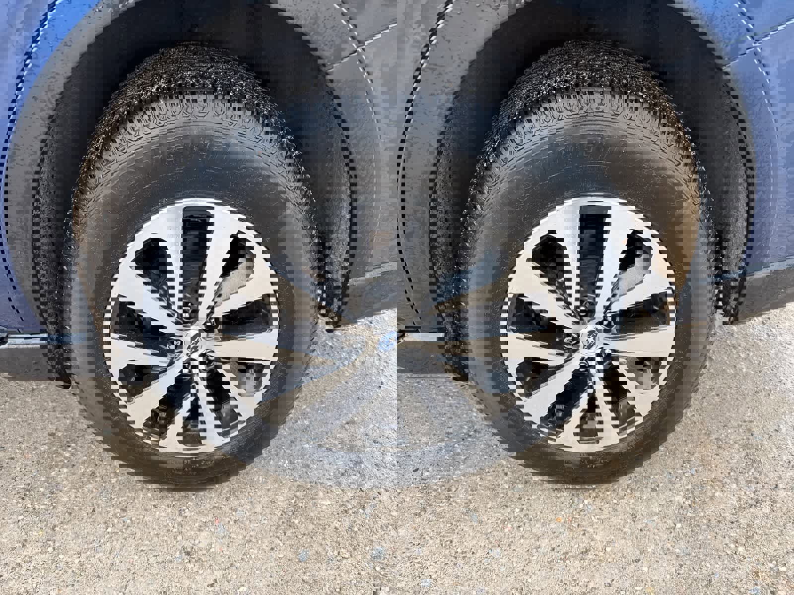 Used 2021 Subaru Outback Premium image 7