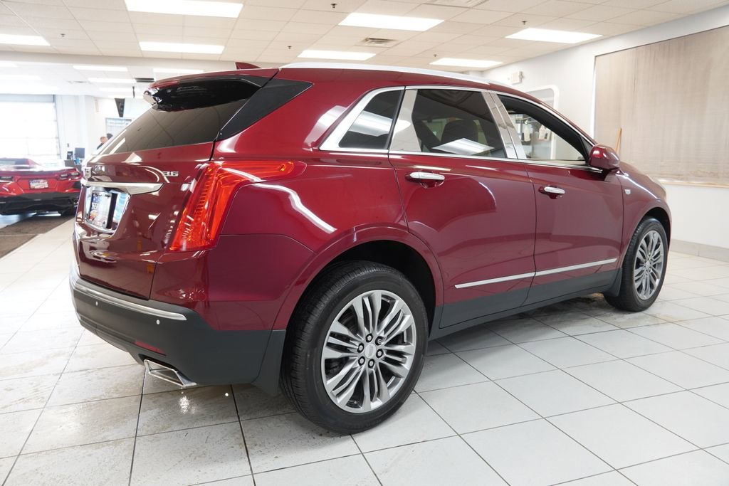 Used 2017 Cadillac XT5 Premium Luxury w/ Advanced Security Package FWD image 14
