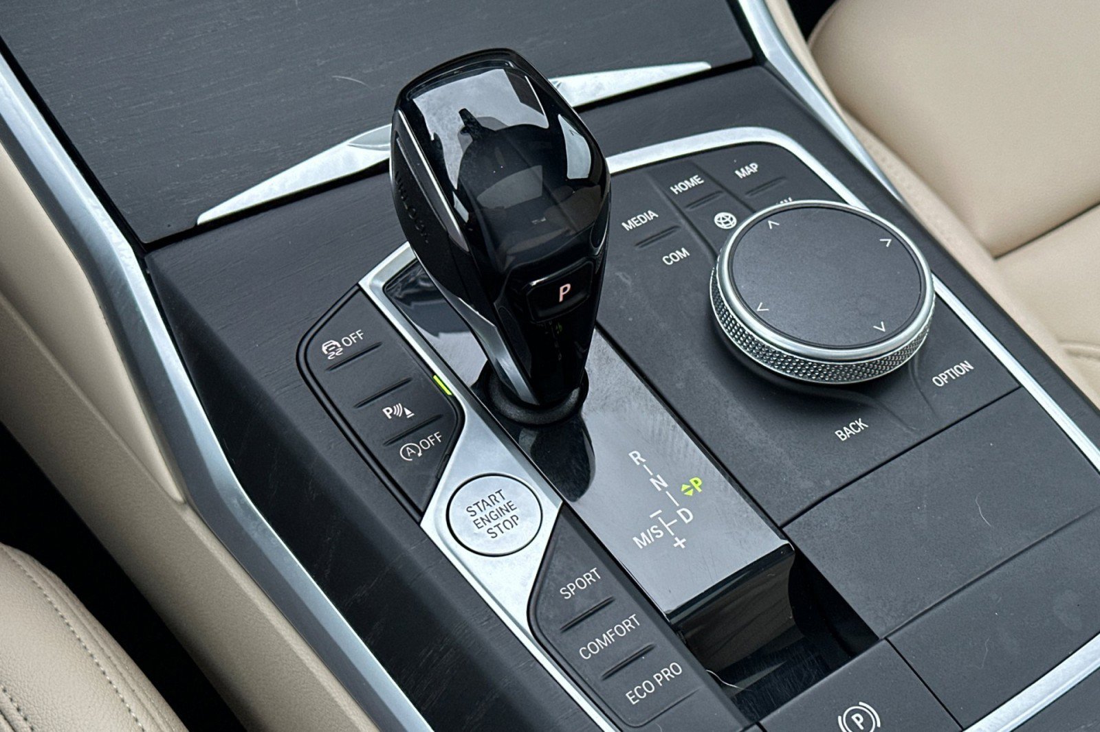 Used 2021 BMW 330i xDrive 330i xDrive w/ Premium Package image 21