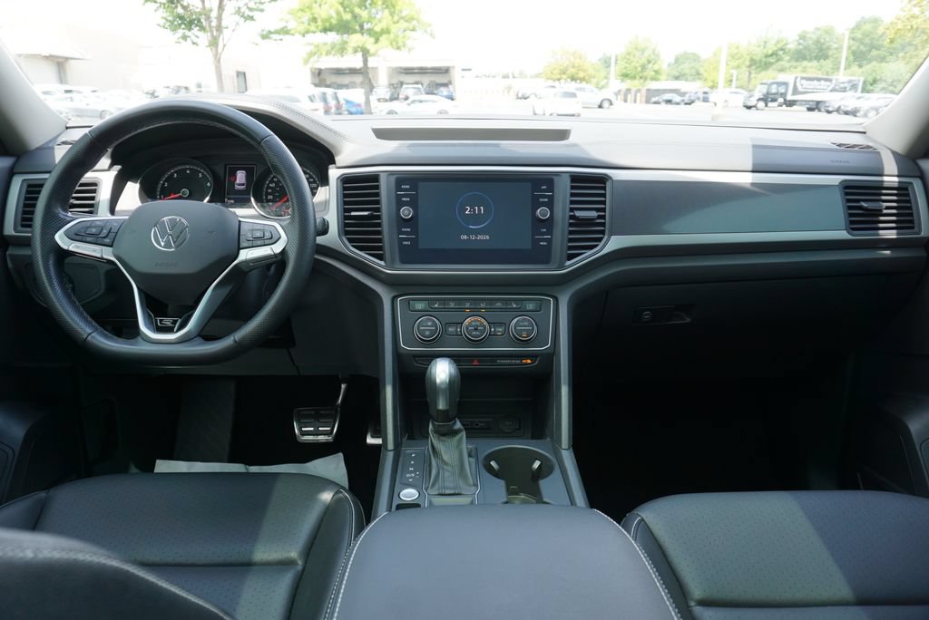 Used 2021 Volkswagen Atlas SE w/ Panoramic Sunroof Package FWD image 27