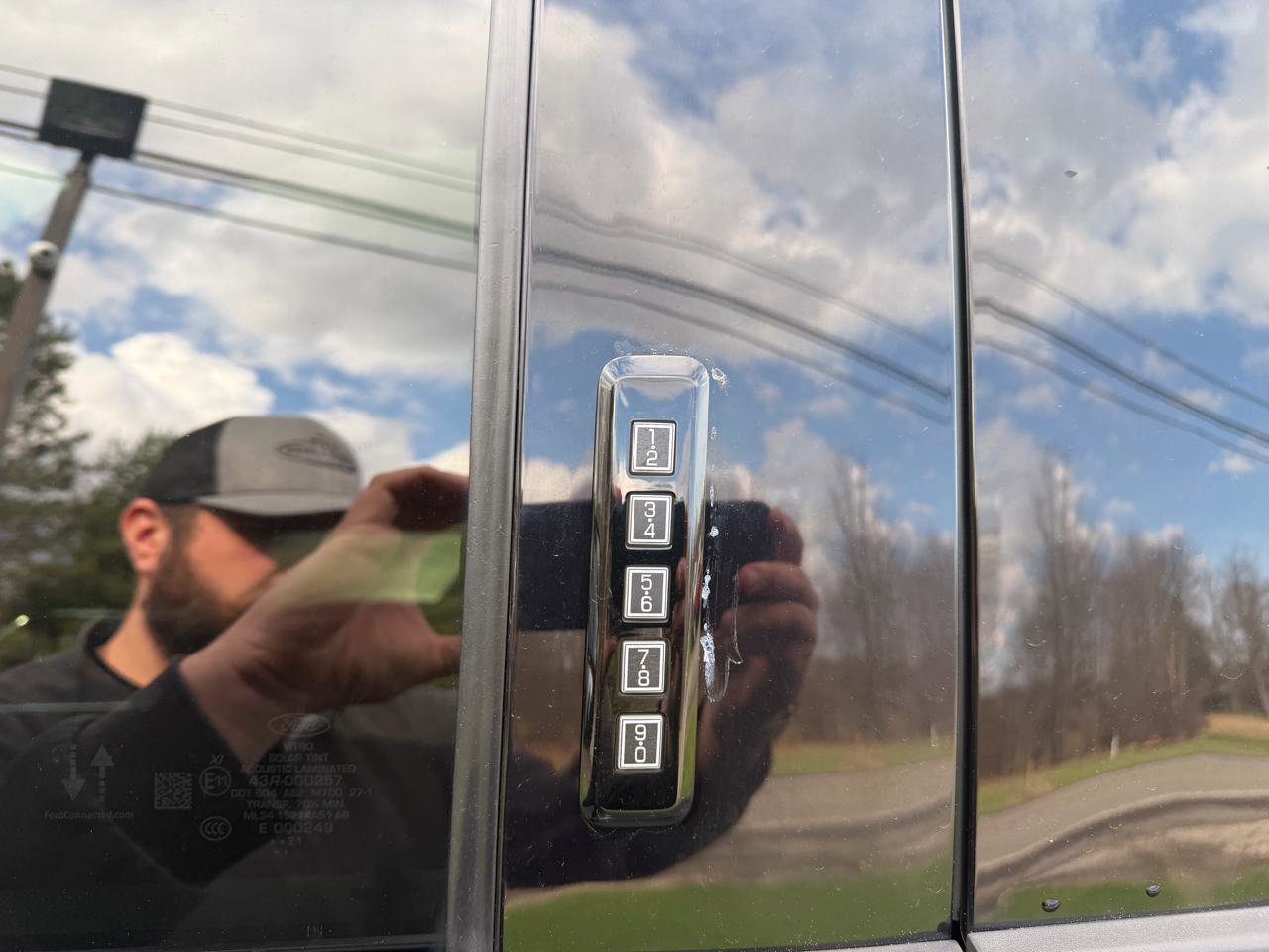 Used 2021 Ford F250 XLT w/ XLT Premium Package AWD/4WD image 13