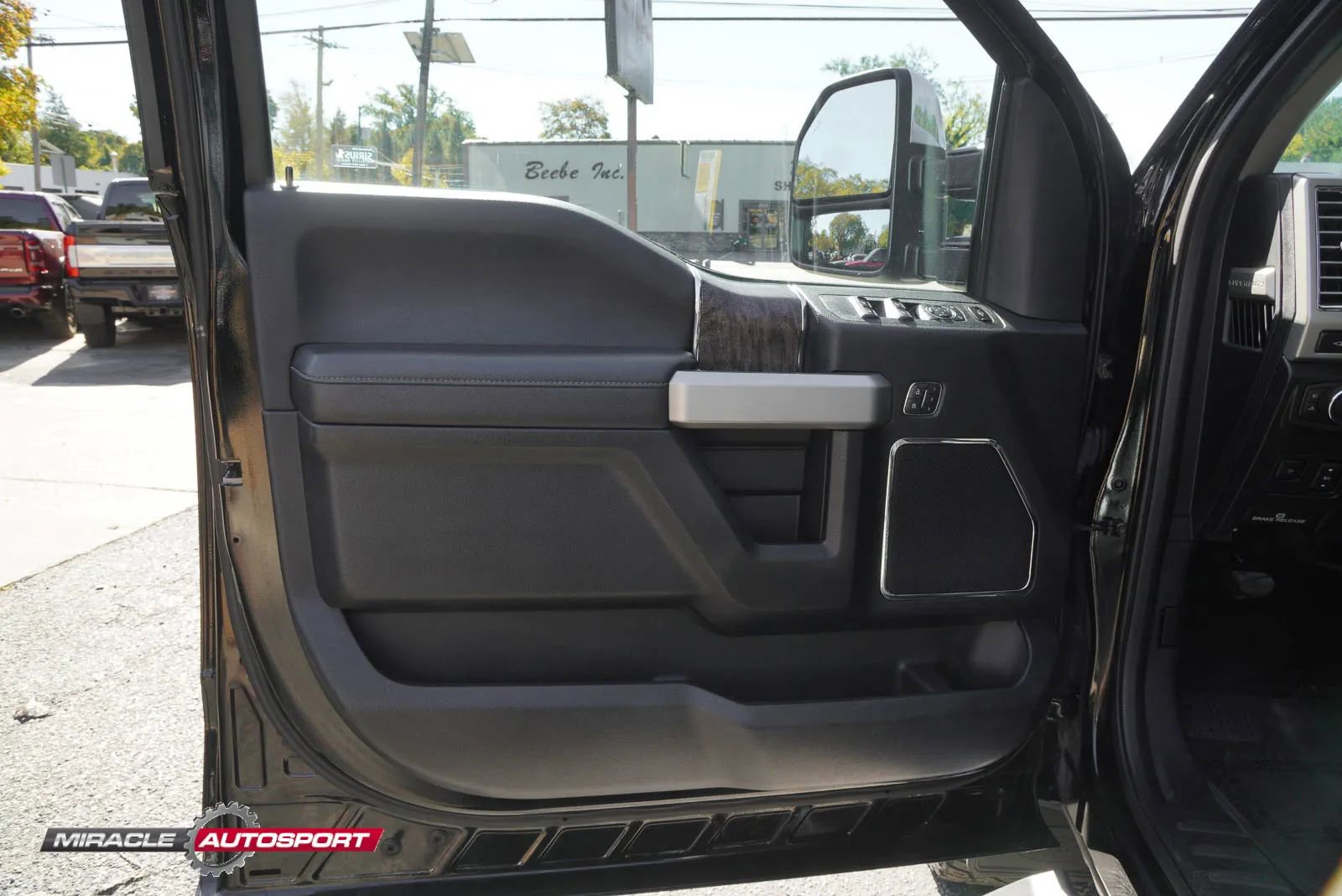 Used 2017 Ford F350 Lariat w/ Lariat Ultimate Package image 15