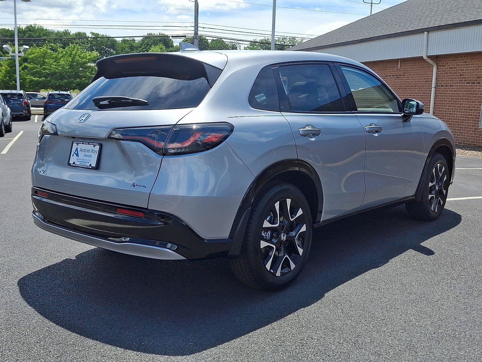 New 2027 Honda HR-V EX-L image 3