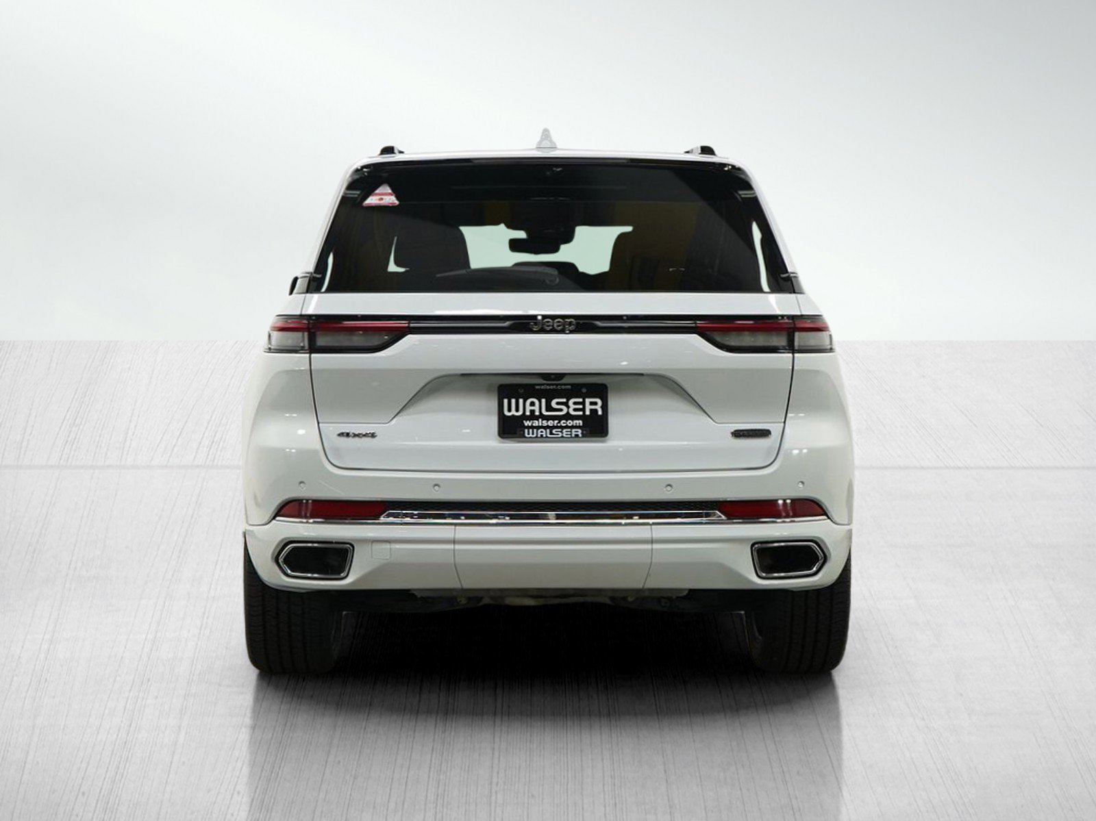 Used 2022 Jeep Grand Cherokee Overland w/ Luxury Tech Group IV image 5