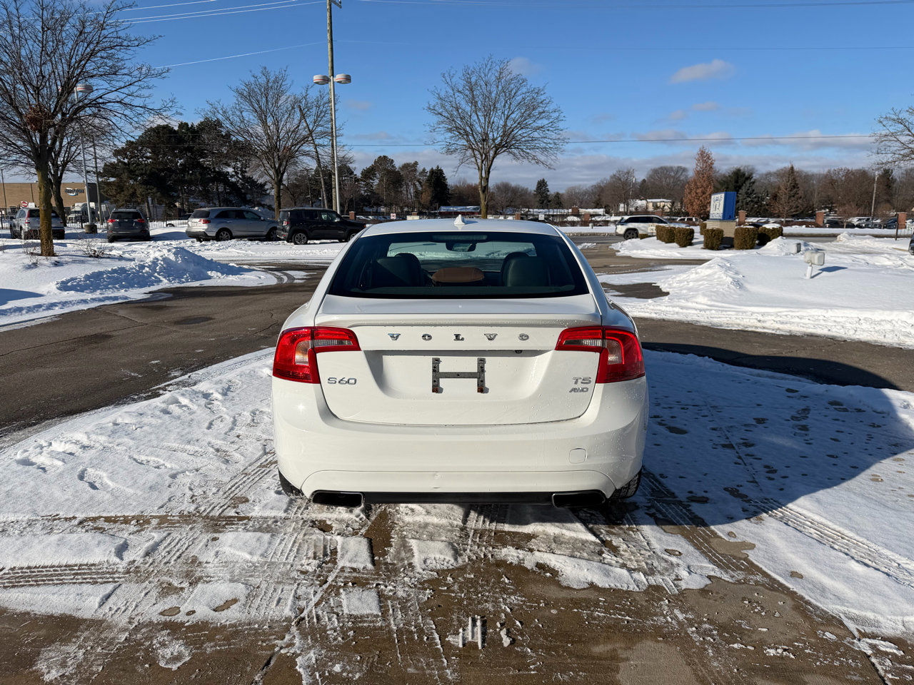 Used 2016 Volvo S60 T5 Premier image 6