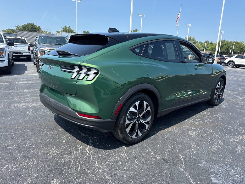Used 2025 Ford Mustang Mach-E Select AWD/4WD image 8