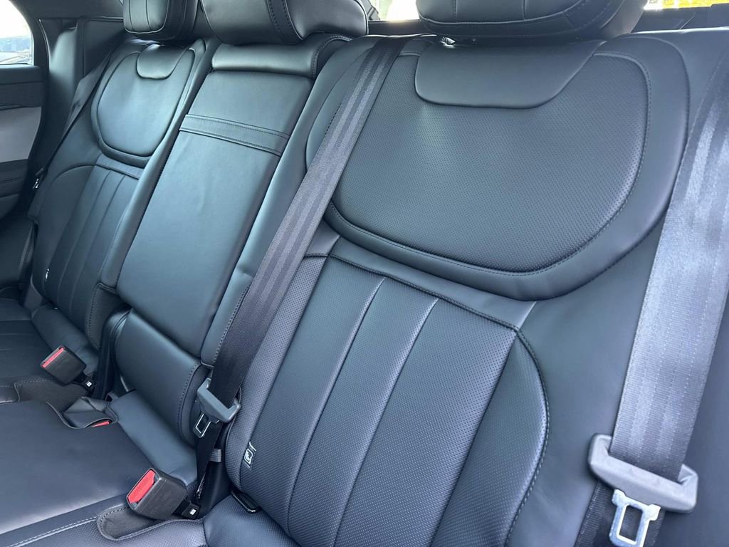 New 2026 Land Rover Range Rover Sport Dynamic SE image 15