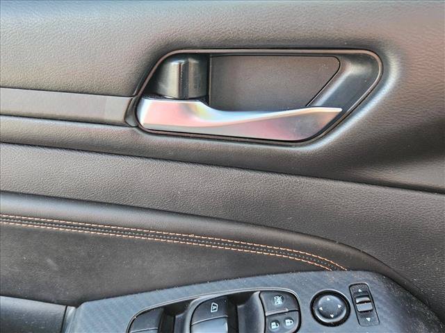 Used 2020 Nissan Altima 2.5 SR w/ Premium Package FWD image 11