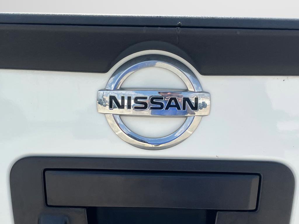 Used 2014 Nissan Titan SV w/ SV Value Truck Package image 14