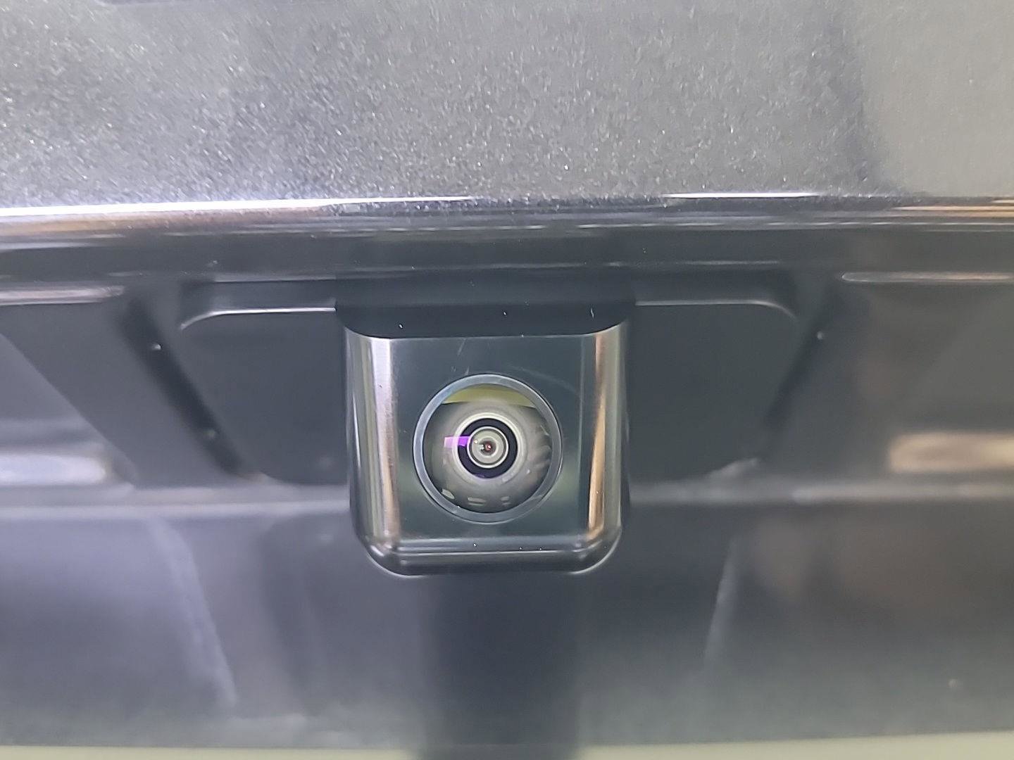 Used 2025 Kia Sorento S image 9