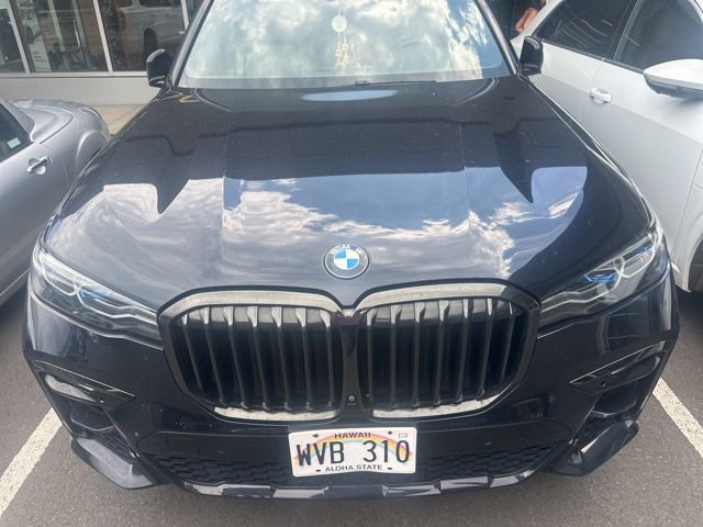 Used 2021 BMW X7 M50i w/ Dynamic Handling Package AWD/4WD image 2