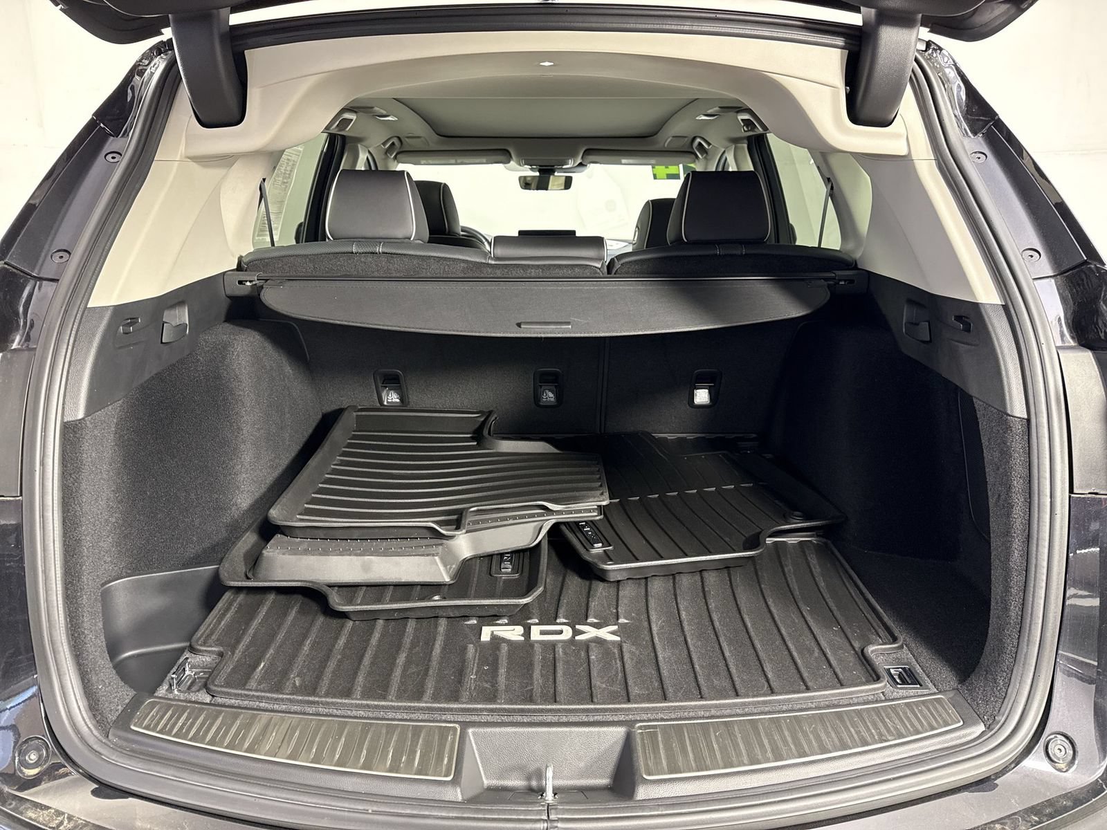 Certified 2024 Acura RDX SH-AWD w/ Advance Package image 33
