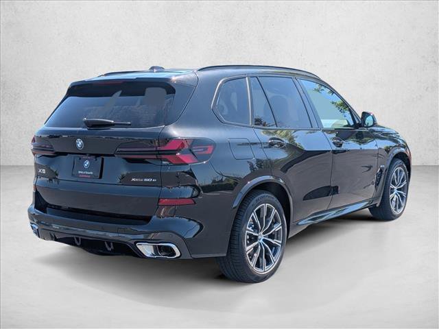 New 2026 BMW X5 xDrive50e w/ M Sport Package AWD/4WD image 5