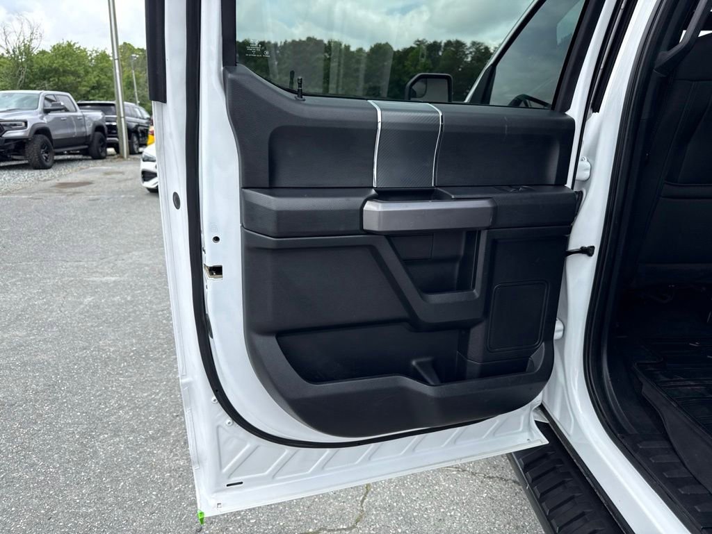 Used 2020 Ford F150 XLT w/ Equipment Group 302A Luxury AWD/4WD image 27
