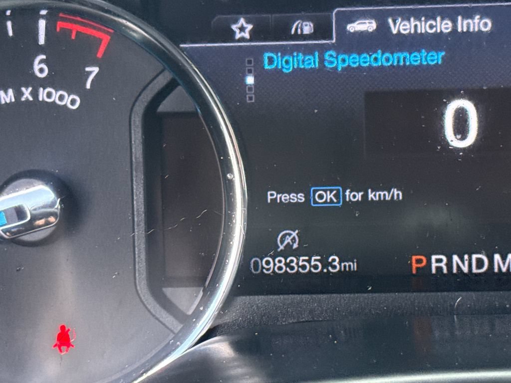 Used 2019 Ford Expedition XLT w/ Equipment Group 202A AWD/4WD image 41