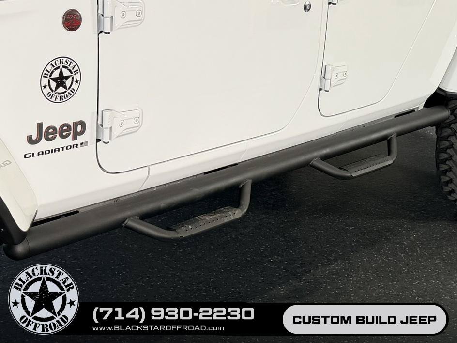 Used 2023 Jeep Gladiator Rubicon w/ Trailer Tow Package AWD/4WD image 7