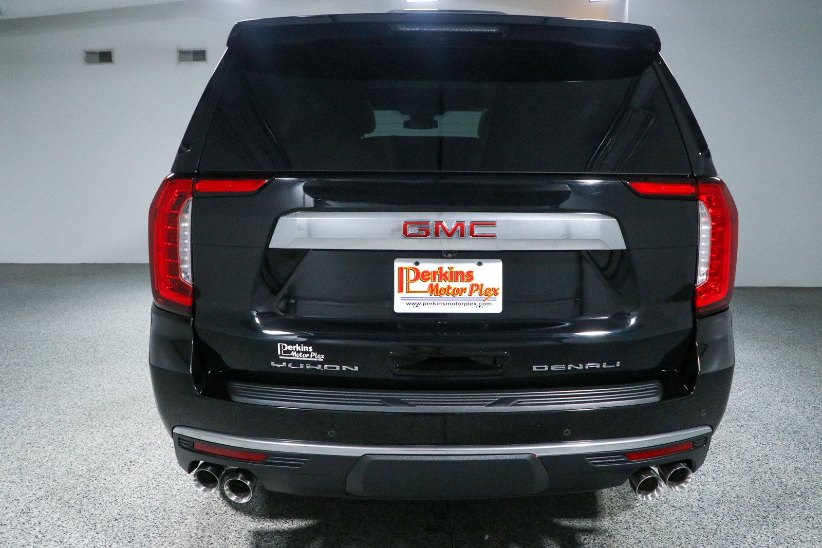 Used 2023 GMC Yukon Denali w/ Max Trailering Package AWD/4WD image 8