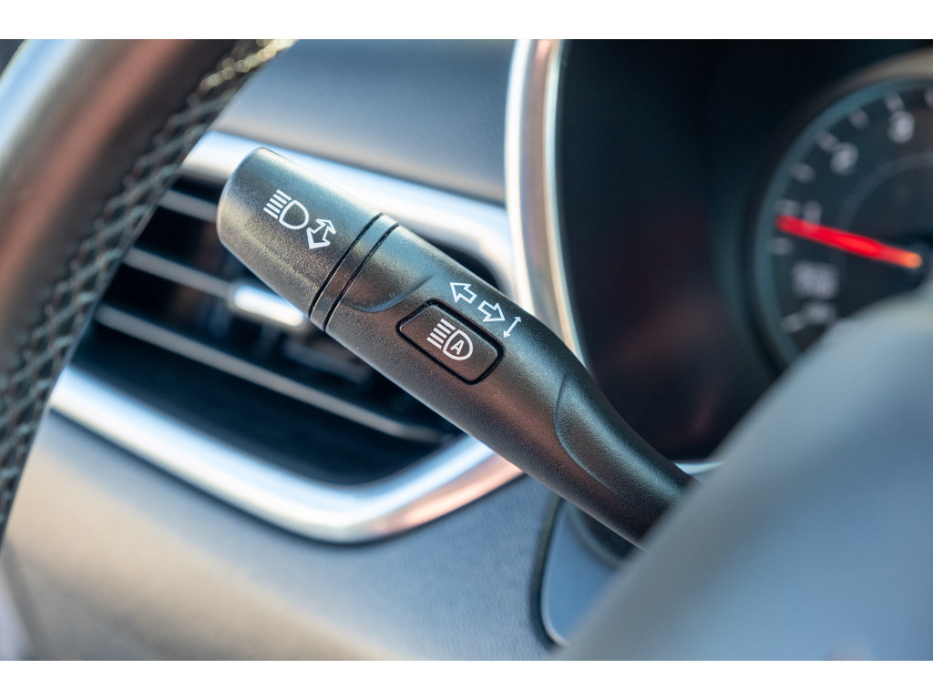Used 2023 Chevrolet Equinox LT FWD image 20