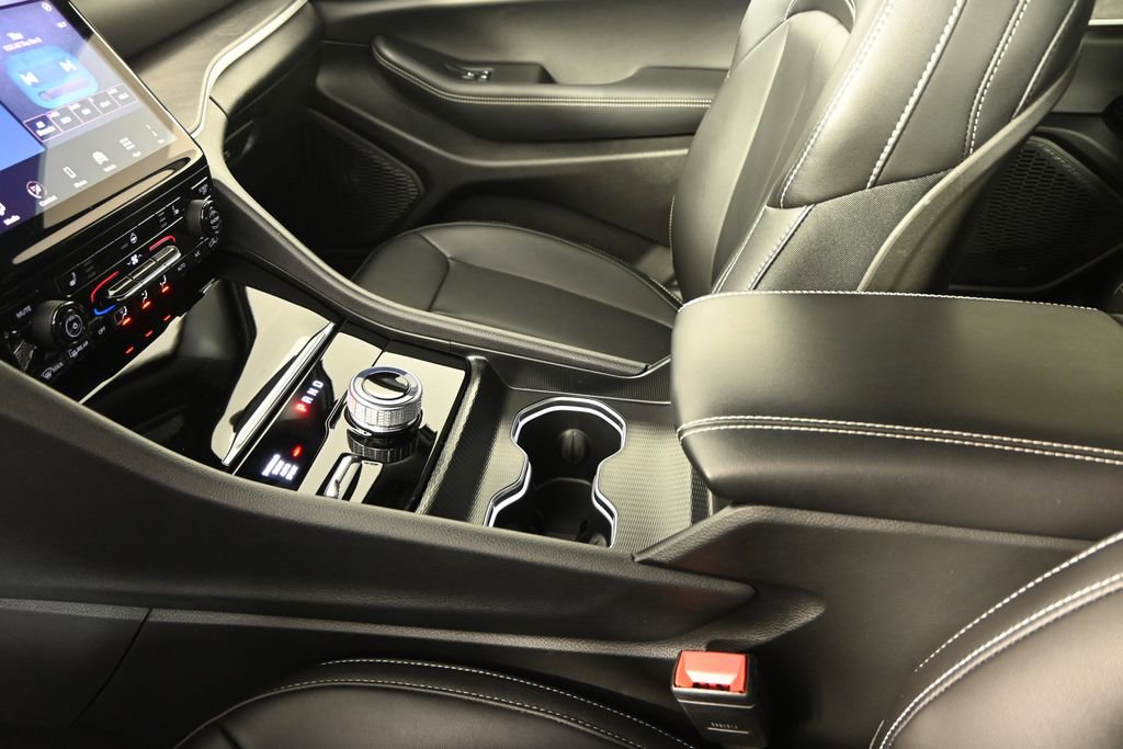 Used 2025 Jeep Grand Cherokee L Limited w/ Black Appearance Package image 34