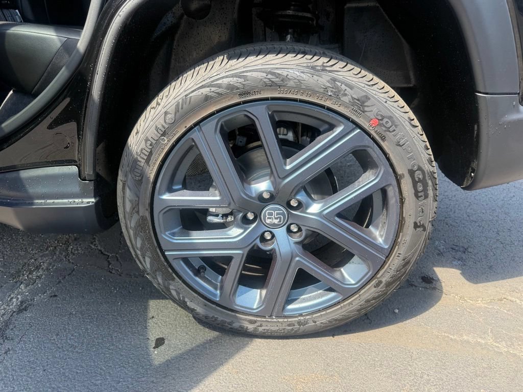 New 2026 Jeep Compass Latitude AWD/4WD image 33